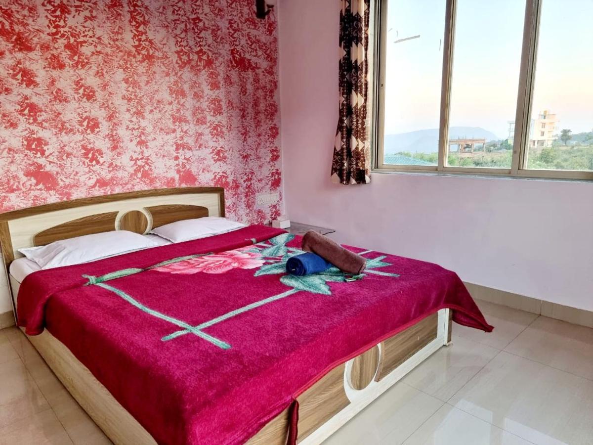 Rudrashree Villa - Besides Valley View Mahābaleshwar Buitenkant foto